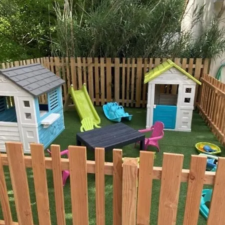 Mobil-home Confortable, Animaux Ok - 6 Pers. - Api-1-52-2530 *